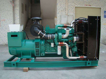 西充1100kw康明斯柴油发电机组图片 西充1100kw康明斯柴油发电机组图片